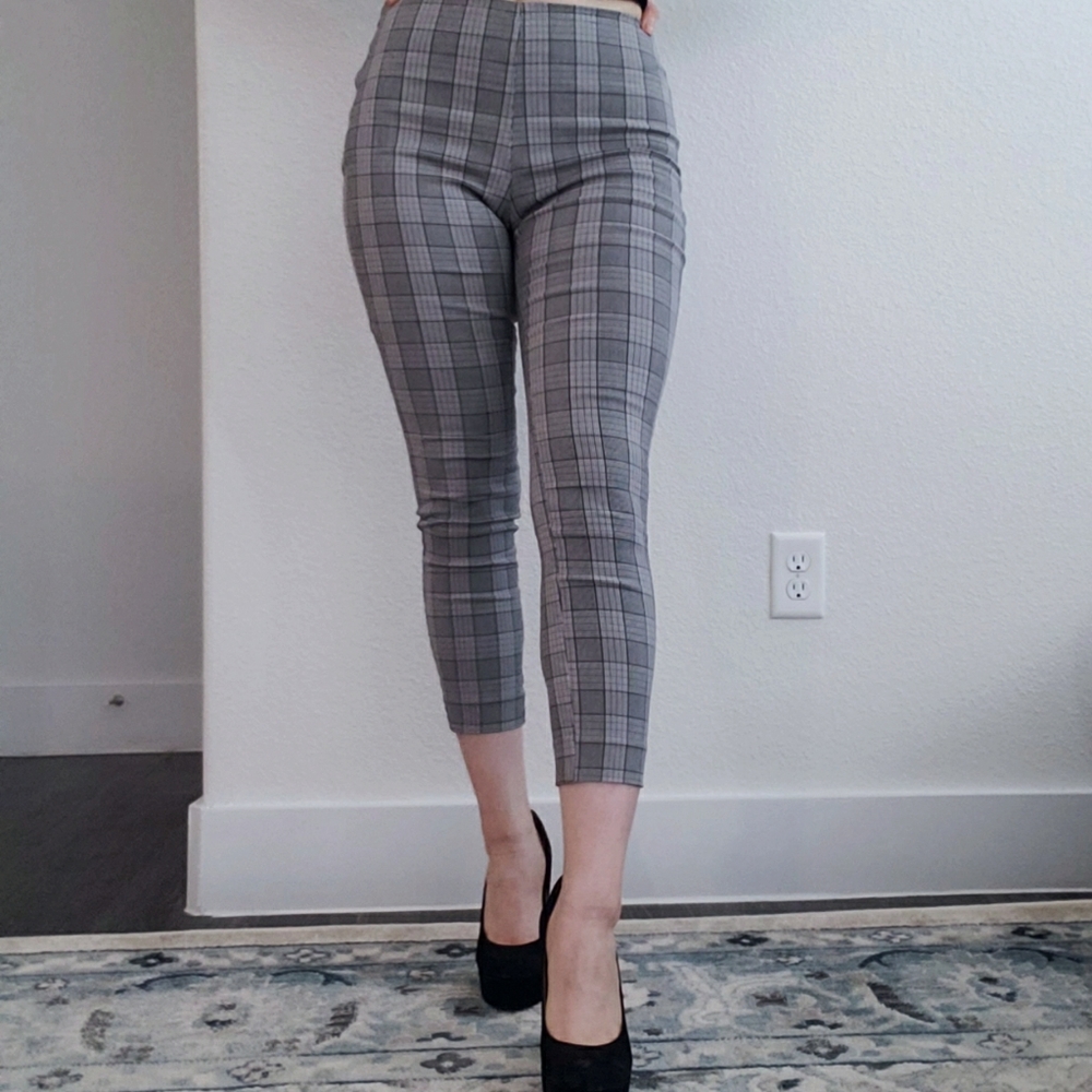 Plaid cropped pants
